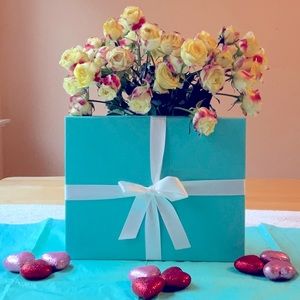 🎀 TIFFANY & CO. BOX WITH RIBBON 🎀